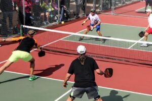 Cuál es el deporte similar al pádel? Cuál es el deporte similar al pádel?