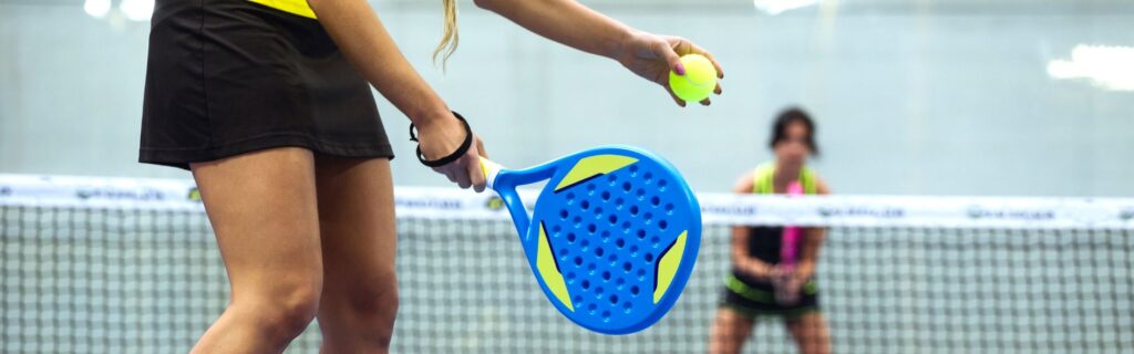 el golpe fundamental en el padel cual es el mas importante