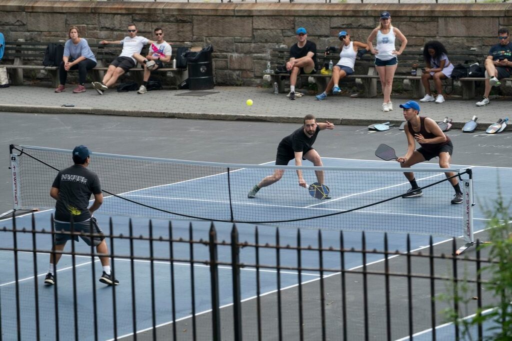 El nombre del pádel en los Estados Unidos, una mirada al deporte de moda en América el nombre del padel en los estados unidos una mirada al deporte de moda en america
