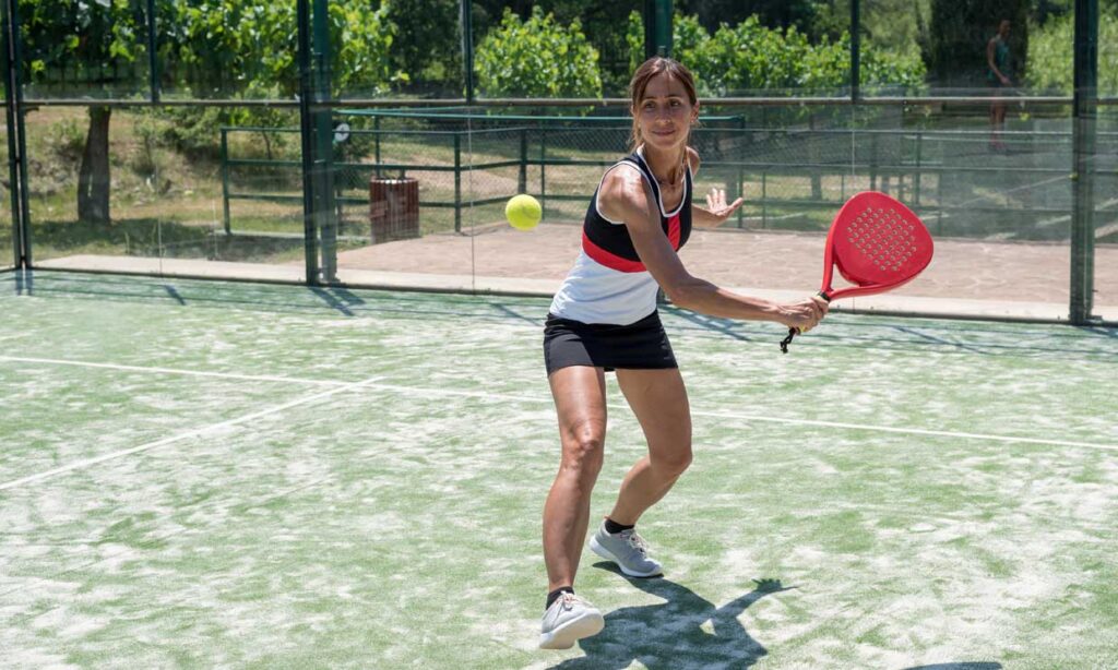 Los beneficios del pádel, para mantenerse en forma los beneficios del padel para mantenerse en forma