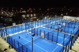 Los destinos más populares para jugar al pádel en España Los destinos más populares para jugar al pádel en España